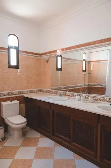 Casa Das Palmeiras - Villa Com Piscina, Bbq E Ar Condicionado Albufeira