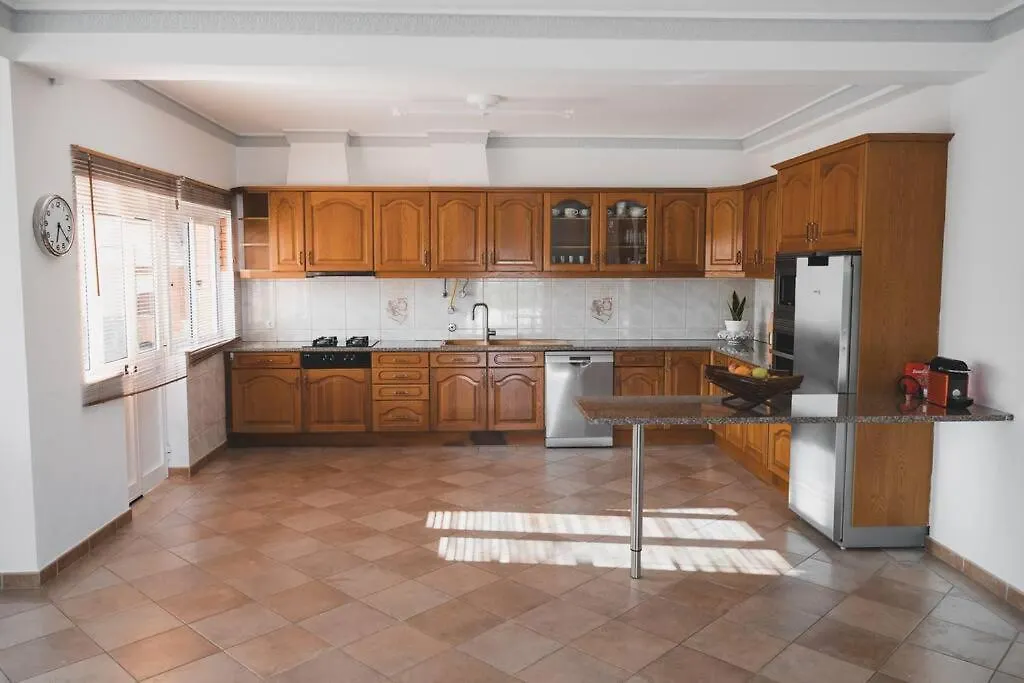Casa Das Palmeiras - Villa Com Piscina, Bbq E Ar Condicionado Albufeira