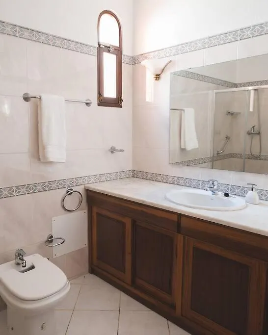 Casa Das Palmeiras - Villa Com Piscina, Bbq E Ar Condicionado Albufeira