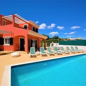 Mikael - Free Wi-fi - Aircon - Private Pool By Bedzy Villa
